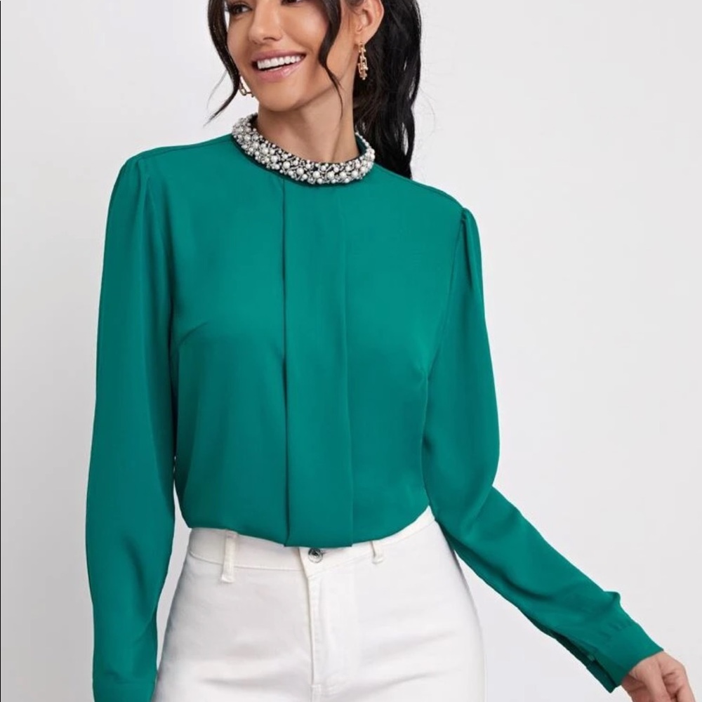 Medium blouse ☀️ - Picture 1 of 2
